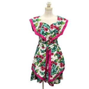 90’s vintage plaza south floral dress 40” chest 31” waist 40” long